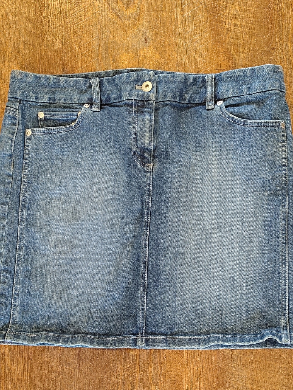 Ann Taylor Women's‎ 10 Blue  Denim Mini Skirt